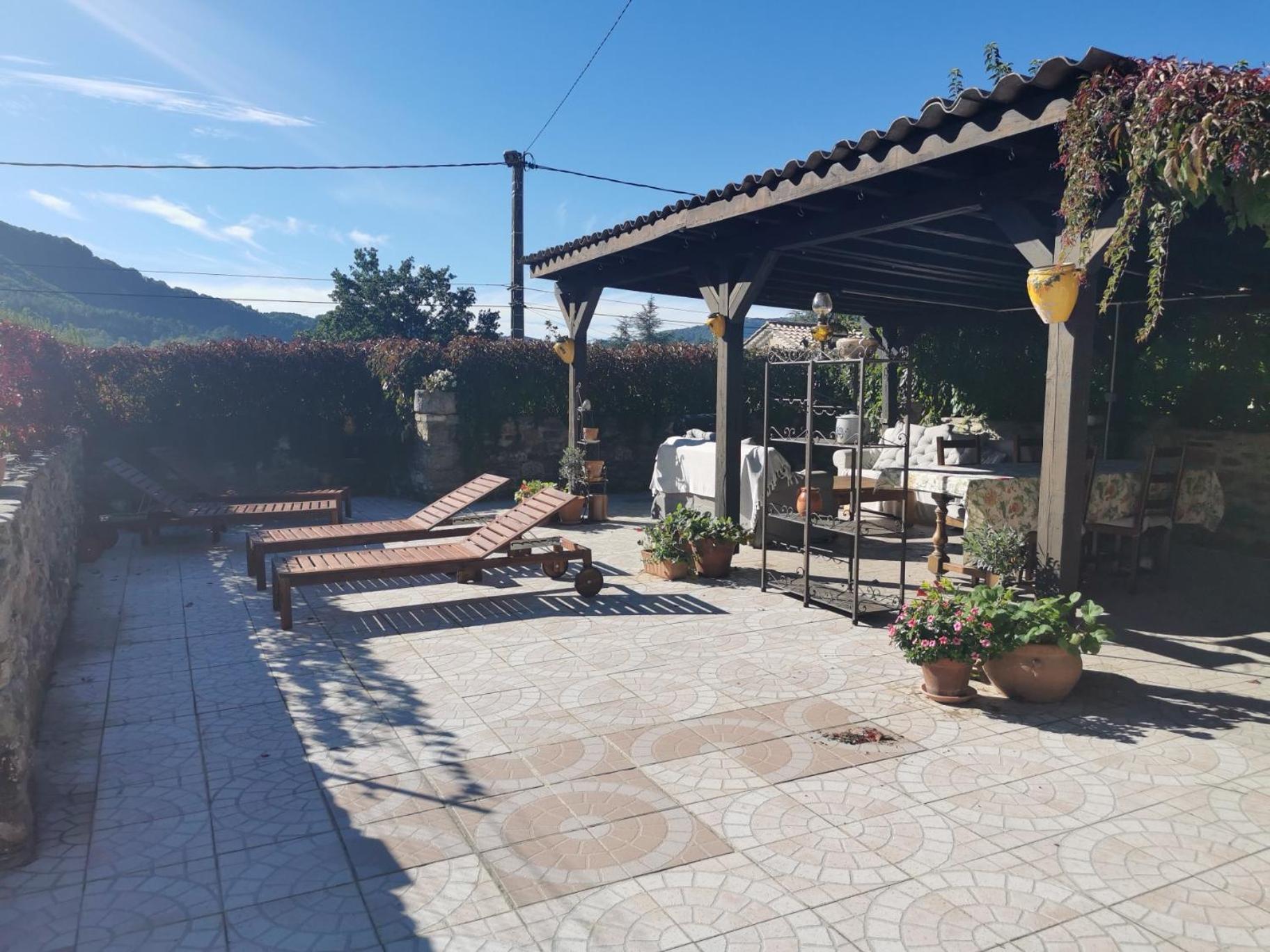 Mes Maisons Gardoises, Two Gites Sleeping 13 With Two Private Pools, Kids Room, Laundry, Disco, Free Wifi, Linen And Dog'S Are Welcome Gagnières Екстериор снимка