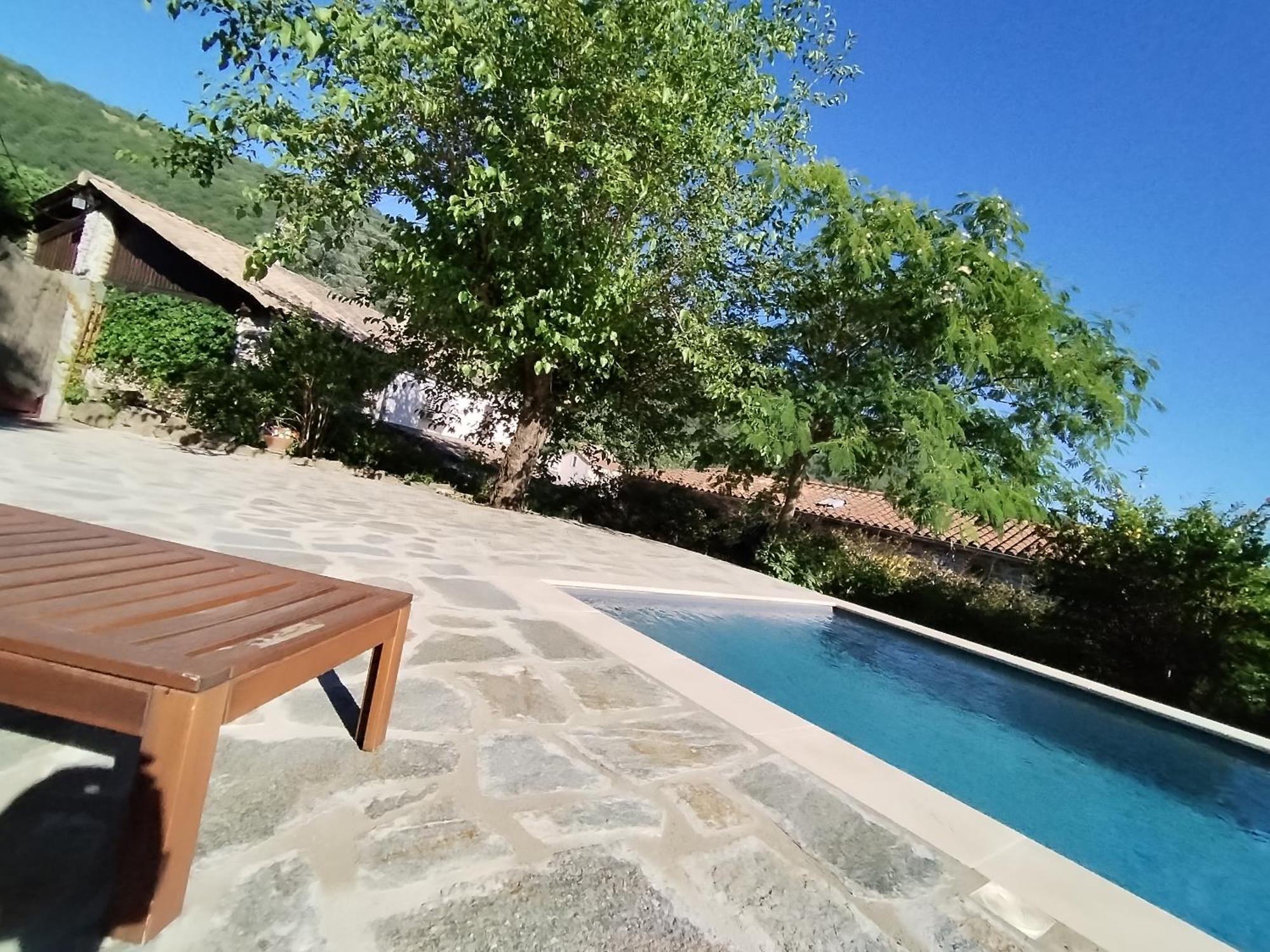 Mes Maisons Gardoises, Two Gites Sleeping 13 With Two Private Pools, Kids Room, Laundry, Disco, Free Wifi, Linen And Dog'S Are Welcome Gagnières Екстериор снимка