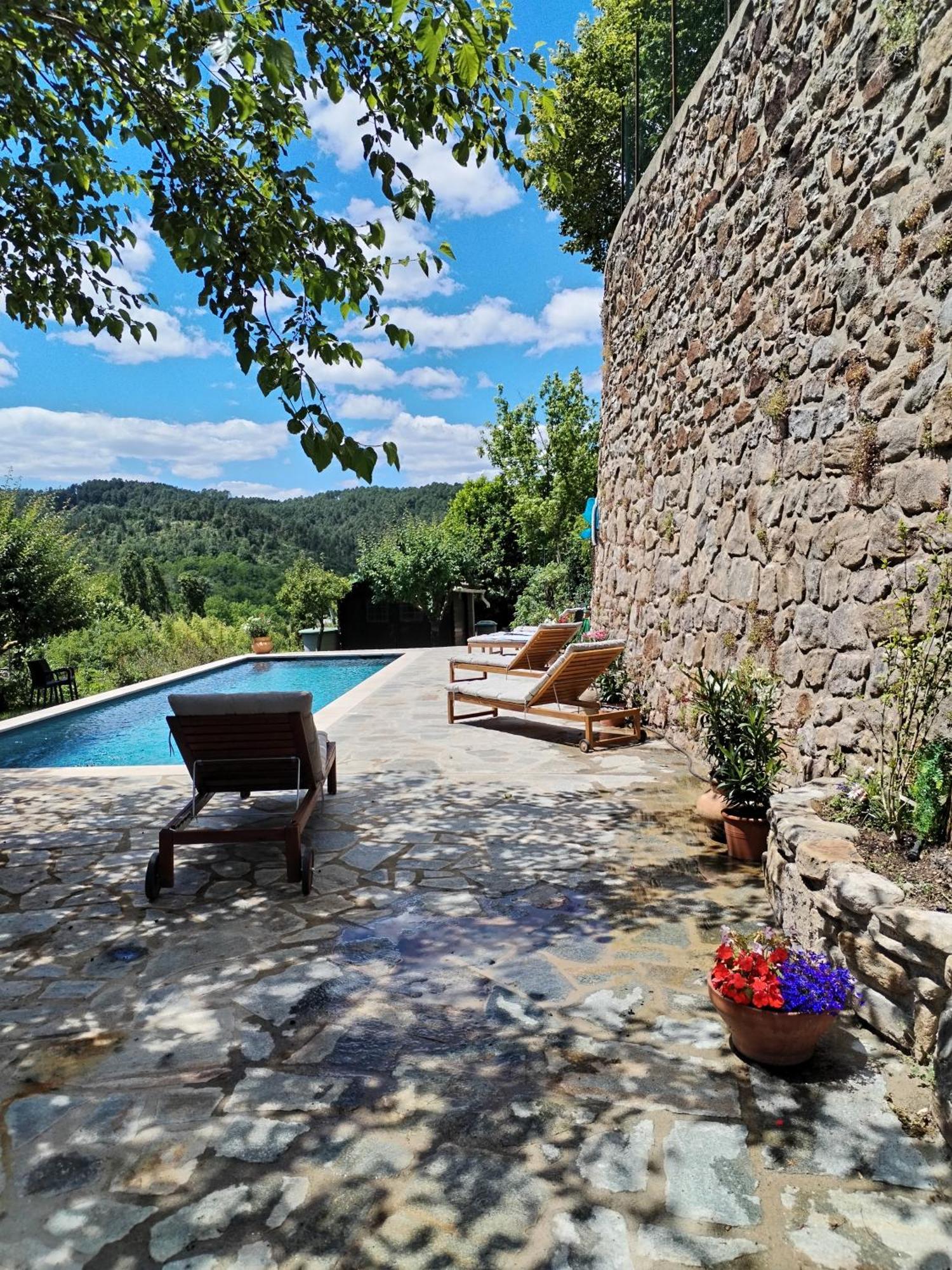 Mes Maisons Gardoises, Two Gites Sleeping 13 With Two Private Pools, Kids Room, Laundry, Disco, Free Wifi, Linen And Dog'S Are Welcome Gagnières Екстериор снимка