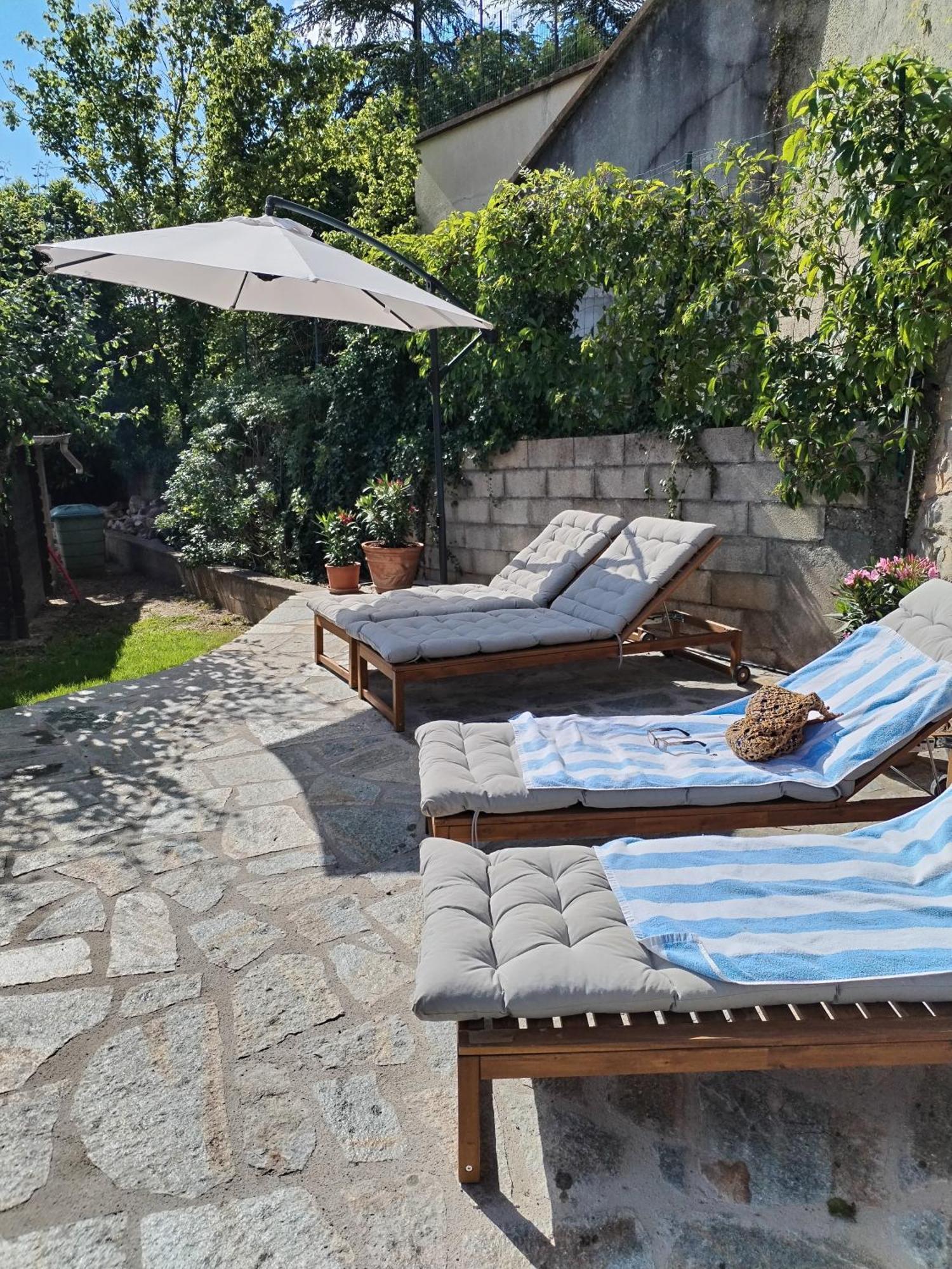 Mes Maisons Gardoises, Two Gites Sleeping 13 With Two Private Pools, Kids Room, Laundry, Disco, Free Wifi, Linen And Dog'S Are Welcome Gagnières Екстериор снимка